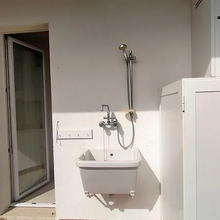Bellissimo Trilocale Con Giardino E 2 Bagni Cod 507 펜션